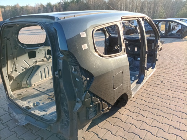 фото №6, Dacia lodgy i кузов стойки пороги пол tekna