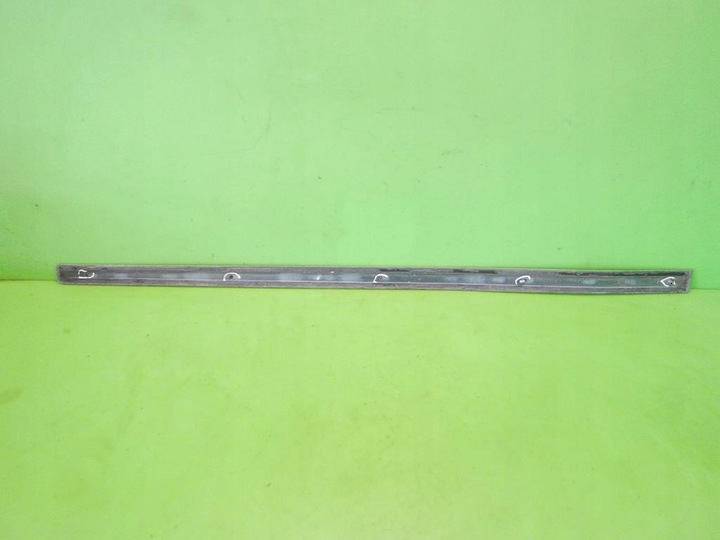 фото №9, Audi оригінальний номер 8e0853953 планка декоративна / захисна, двері