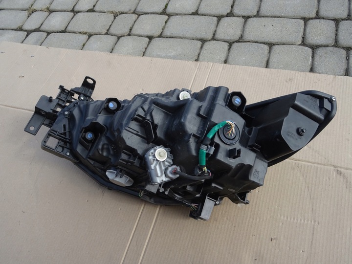 фото №10, Mazda 6 gl лампа права повний led правий grf5-51030