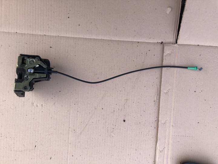 фото №1, Правий задній замок двері volkswagen passat b5