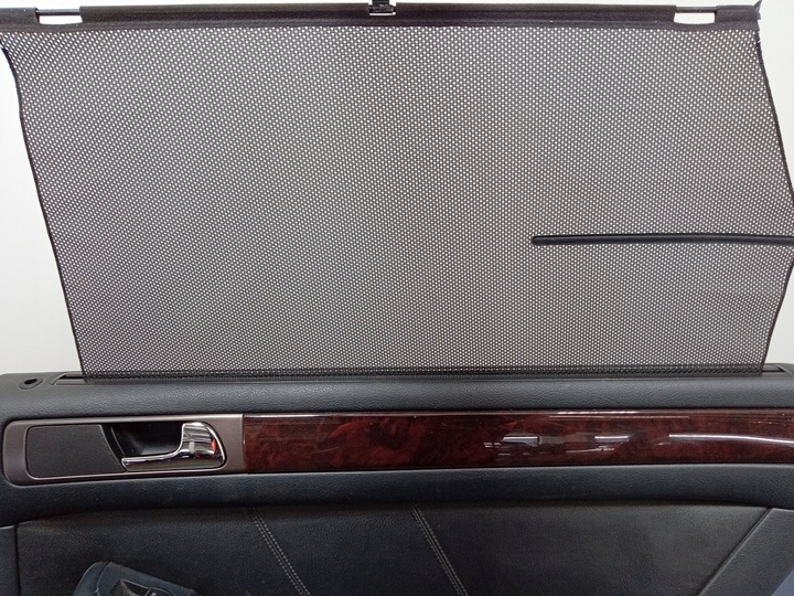 фото №2, A6 c5 avant обивка дверь зад правая ролета