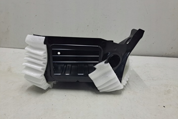 фото №7, Другие запчасти багажника bmw i4 g26 9626546 2023