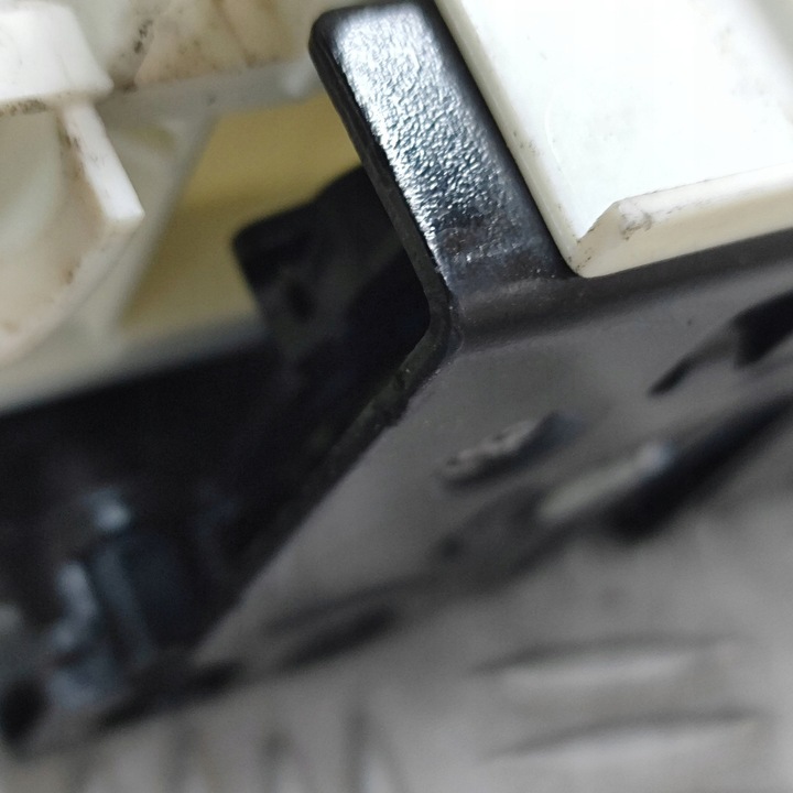 фото №8, Audi q8 2023 левая сторона замок дверь задних