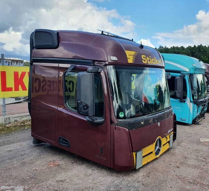 фото №10, Mercedes actros mp4 кабина stream space широкая