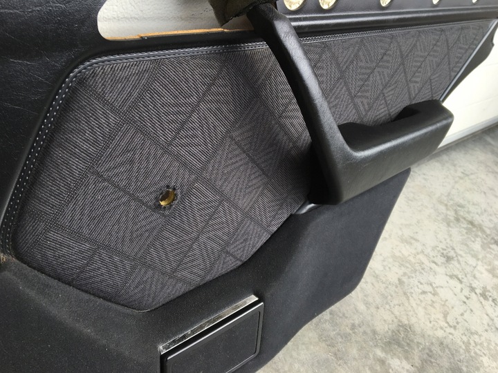 фото №7, Боковина дверь правые зад чёрный mercedes w124 sedan