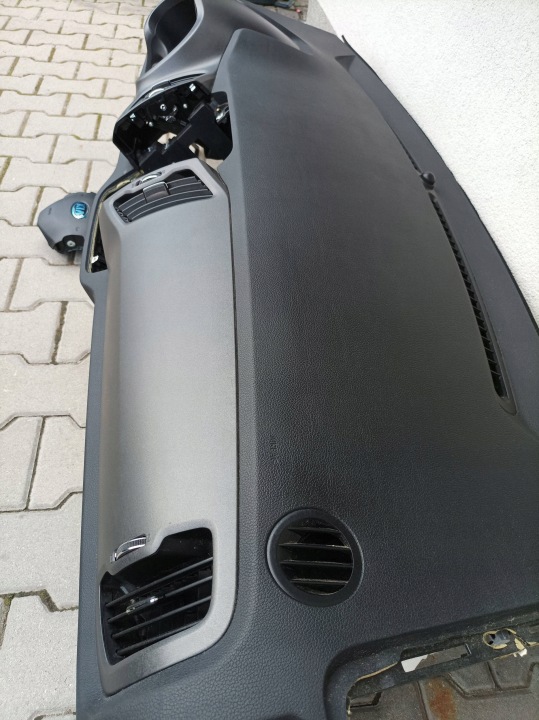 фото №5, Торпедо роздавальна з подушками kia sportage 847103u010wk