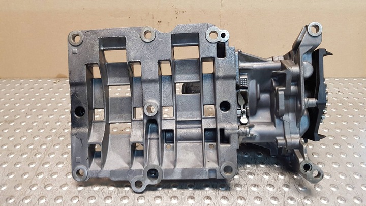 фото №5, Насос масла 7810823 bmw f10 f11 f20 f21 f30 f31 x1 e84 e90 e91 2.0d n47d20c