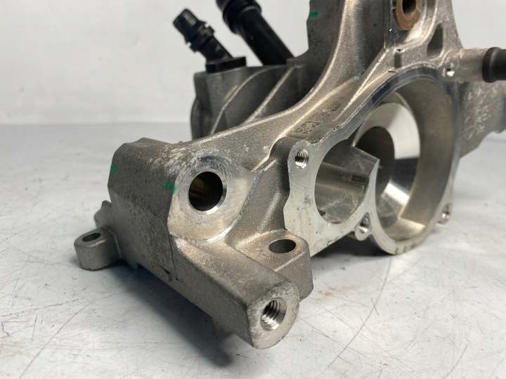фото №6, Водяной насос bmw g01 g20 g30 8593269 1.8d 2.0d