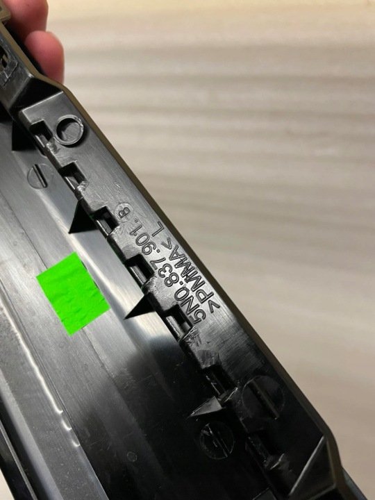 фото №12, Vw tiguan i молдинг защита стойка дверь 5n0837901b