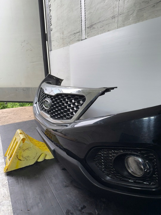 фото №7, Бампер переднее kia sorento год 2011 код краски eb