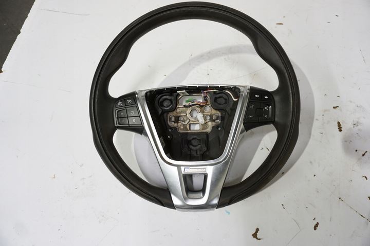 фото №1, Руль кожа r-design volvo v40 ii