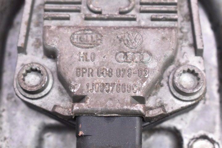фото №8, Піддон піддон масла 03g103603ad vw passat b6 2.0 tdi 140 km 05-10