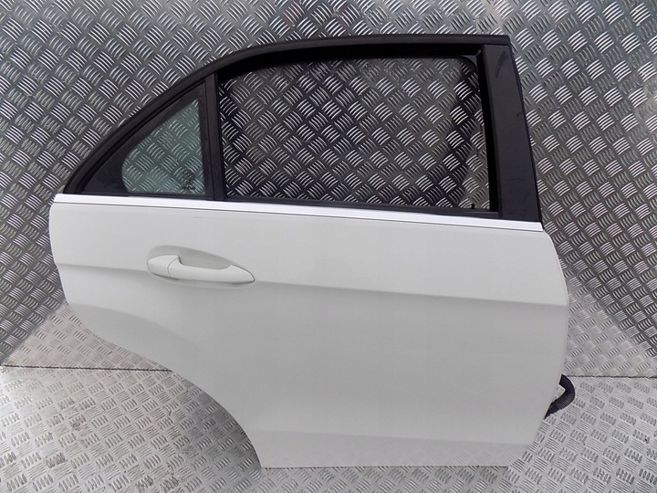 фото №1, Mercedes w212 e-klasa дверь зад задние правые sedan