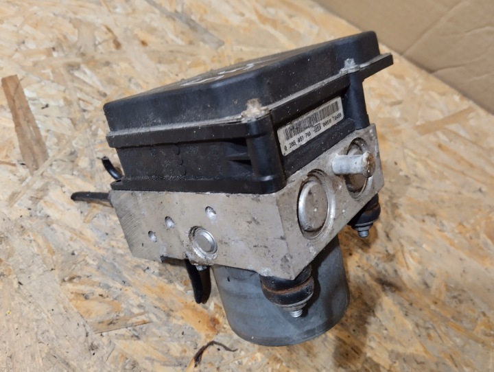 фото №8, Головний гальмівний циліндр abs esp alfa romeo mito 0265951710 51879980