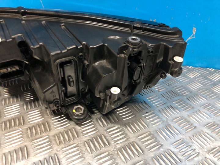 фото №8, Skoda octavia iv лампа правый перед правая передняя led европа crystal