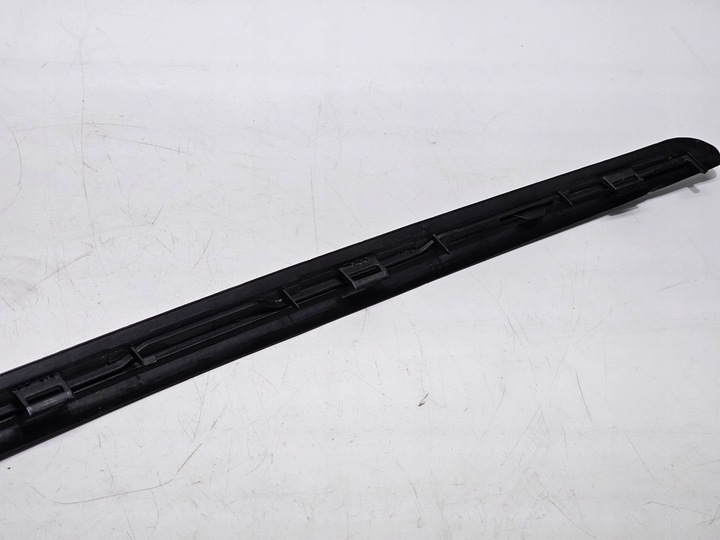 фото №9, Планка скла лобовий ліва peugeot 3008 i 2.0 hdi #4272