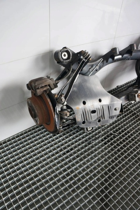 фото №9, Балка ось зад подрамник подвешивание bmw f20