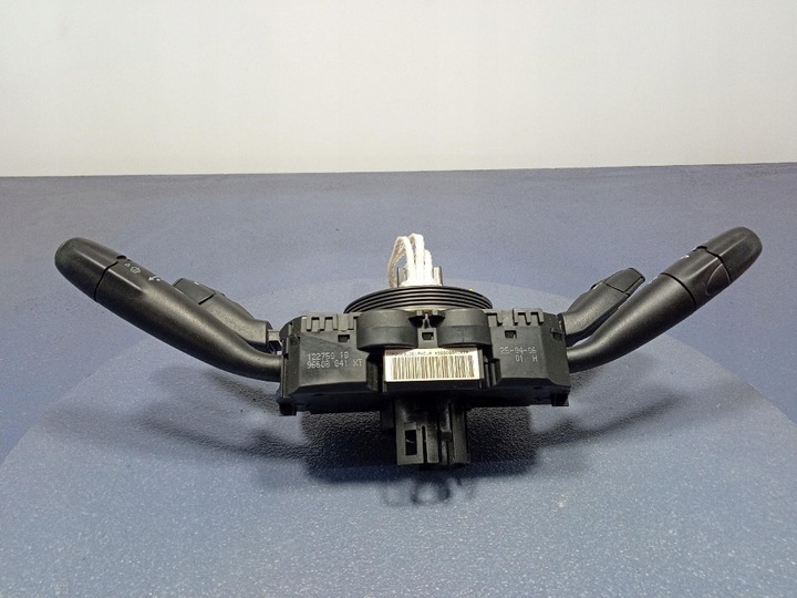 фото №5, Citroen c3 i подрулевые рычаги переключатель комбинированный лента 96608841xt