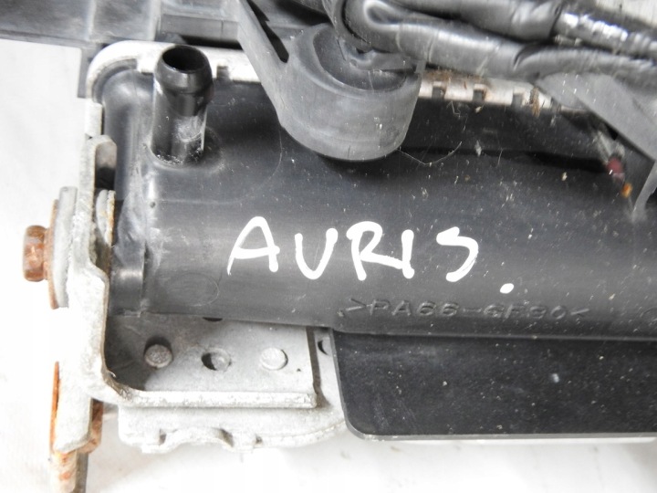 фото №8, Toyota auris i 06-09 2.0 d4d комплект радіатор з вентилятор