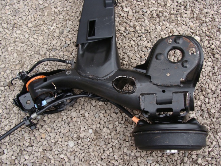 фото №8, Вісь задня балка citroen c3 iii барабан 2020r !!!