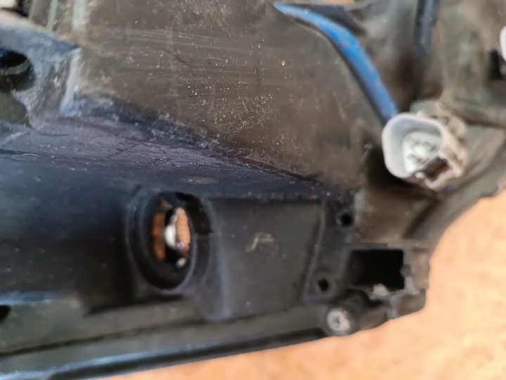 фото №14, Лампа правый перед toyota avensis iii t27 08- 81126-05310