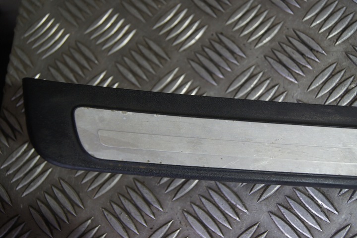 фото №3, Накладка пороговая левая audi s5 8t купе 8t0853373