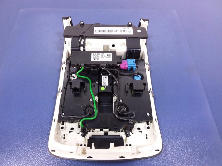 фото №4, Audi a8 s8 d4 4h лампа панель потолок перед led