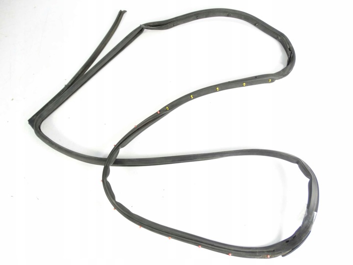 фото №1, Mercedes c w203 sedan прокладка дверь левый зад