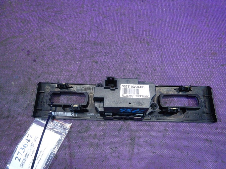 фото №2, Ford mondeo iii mk3 03-07 рестайлинг часы рамка 3s7t15000db