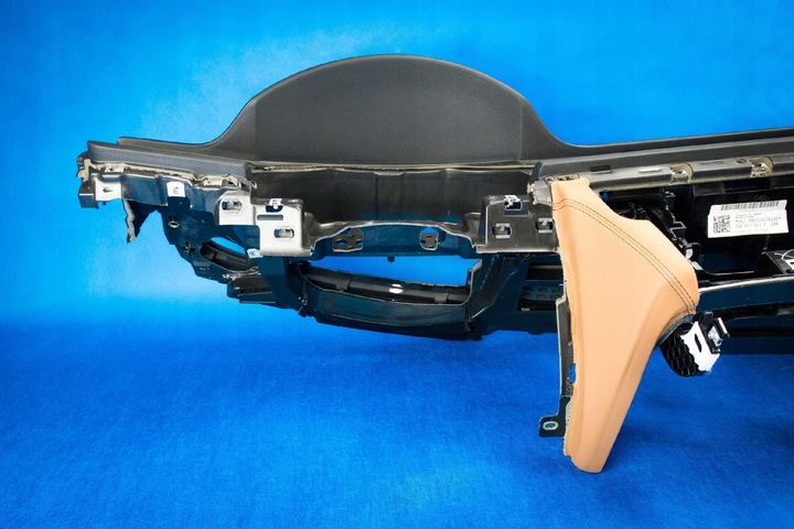 фото №8, Панель раздаточная консоль audi a7 rs7 4g8857001f