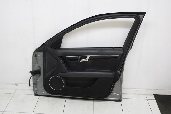 фото №13, Дверь правые передние правый перед mercedes-benz c класс w204 07r- 792