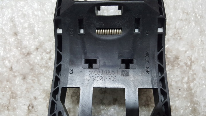 фото №10, Кріплення ручка ліві vw seat skoda 5n0837885h