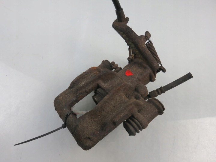фото №8, Суппорт правый зад nissan cabstar maxity 2.5 2006-2013