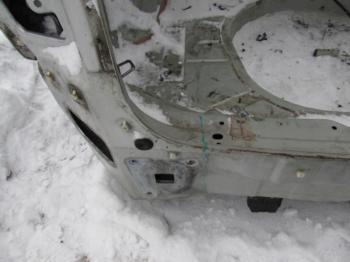фото №9, Крыло левое зад volvo v50 04-07r 426-26