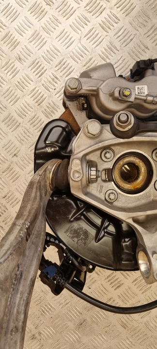 фото №14, Mercedes a2473320200 a2473208601 h247 gla 2.0d cdi підвішування праві перед