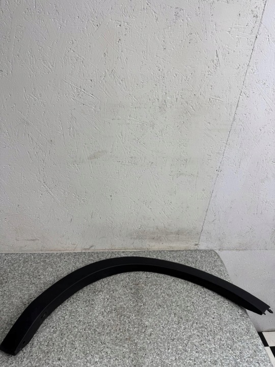 фото №8, Молдинг арка крила ліве зад volvo xc40 2017-2024 31448354