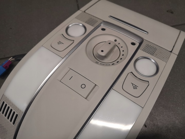 фото №9, Лампа потолок audi a6 c6 4f0947135bt