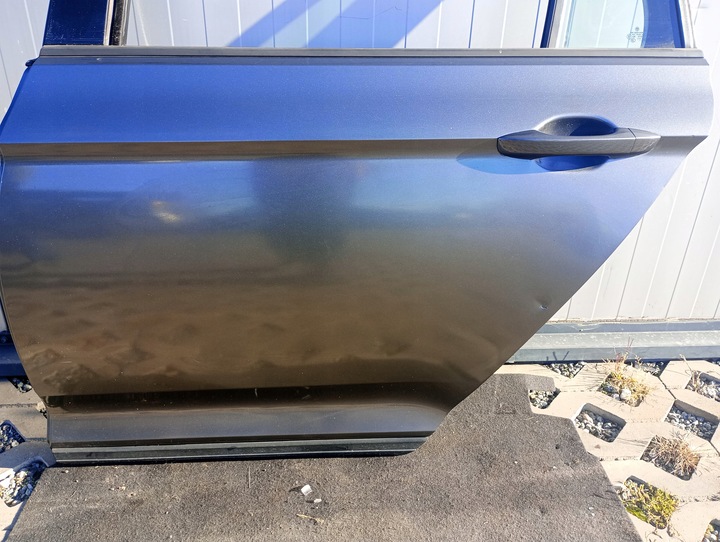 фото №3, Дверь левый зад vw passat b8 универсал lr7h