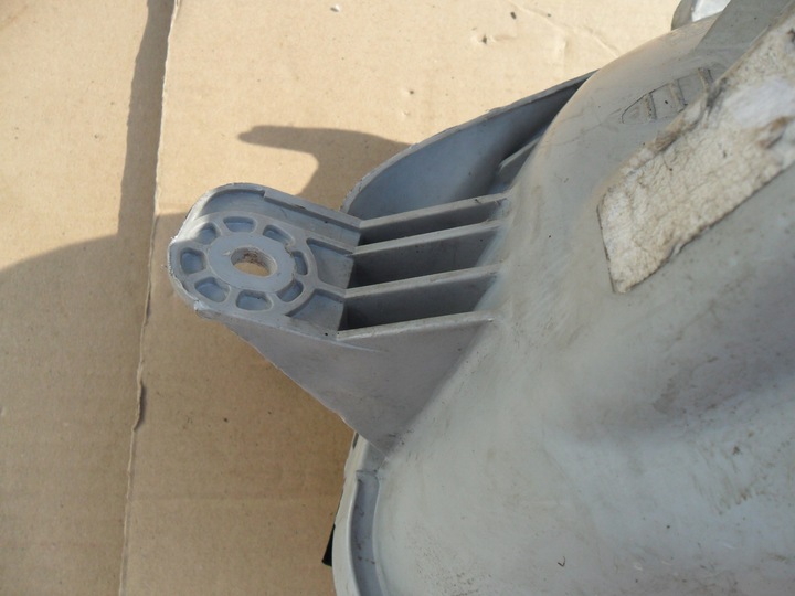 фото №9, Hyundai santa fe 2001 2002 2003 2004 2005 2006 лампа передняя правая