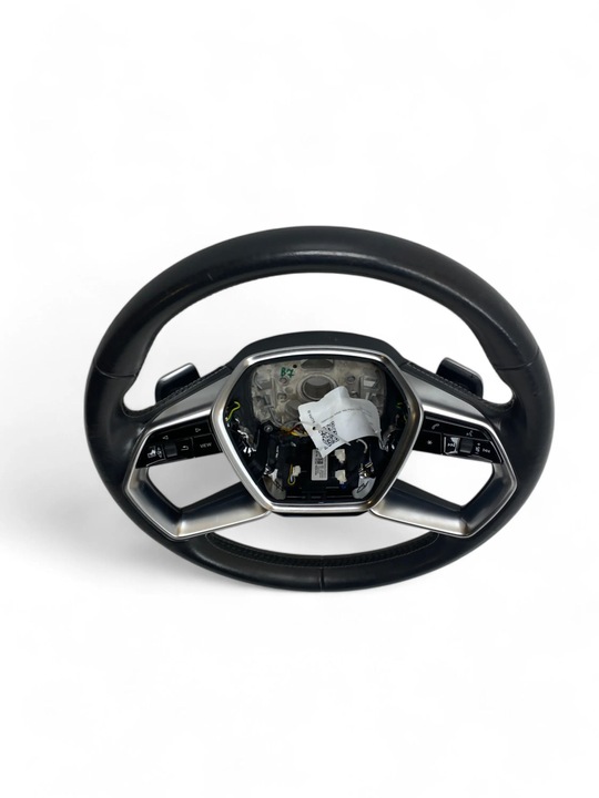 фото №9, Audi e-tron кермо