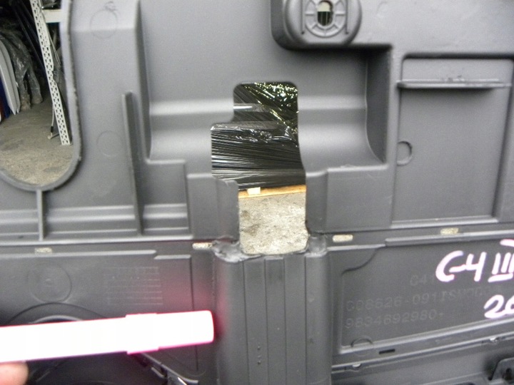 фото №13, Citroen c4 iii бампер, лампы full-led,błotnik правые 2022 год