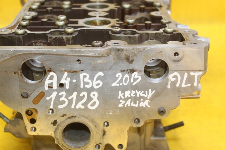 фото №16, Головка audi a4 b6 b7 vw passat b5 2.0 b alt 06b103373am 06b103127p