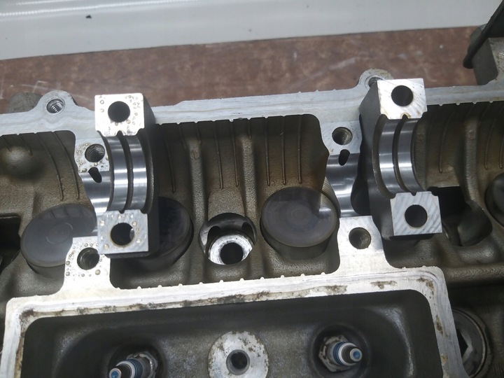 фото №11, Головка двигуна bez rys кермо 2.0b 16v cs170ab focus iii fusion cm5e-6090-bd