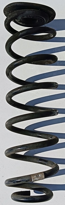 фото №1, Vw passat b8 18 r пружина подвешивание зад sedan