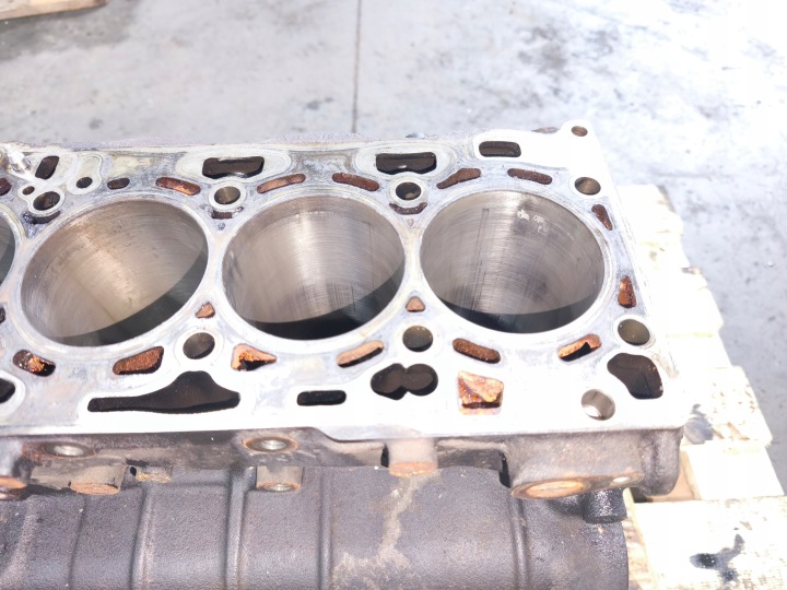 фото №8, Блок  двигуна audi a3 8v volkswagen seat skoda 2.0 tdi crb 03n023a