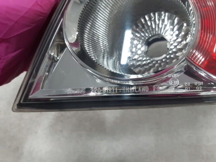 фото №14, Mazda 6 i gg sedan лампа правая задняя зад 226-61980 220-61971