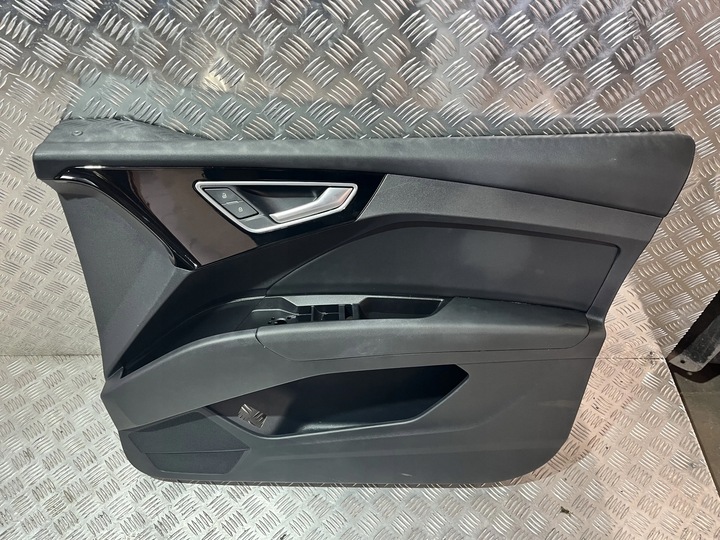 фото №1, Боковина дверь перед правые audi q4 e-tron