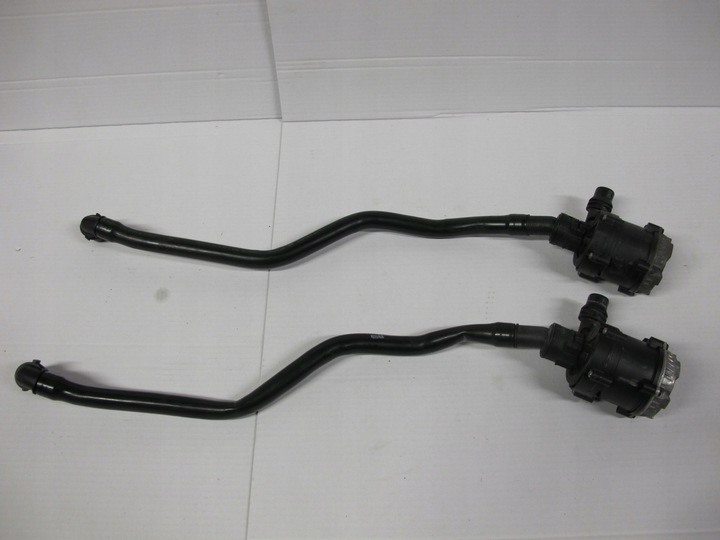 фото №1, Насос води bmw g11 g30 g05 8482744