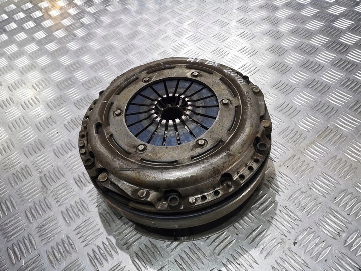 фото №1, Vw passat b6 2.0 tdi cba cbd двухмассовый сцепление