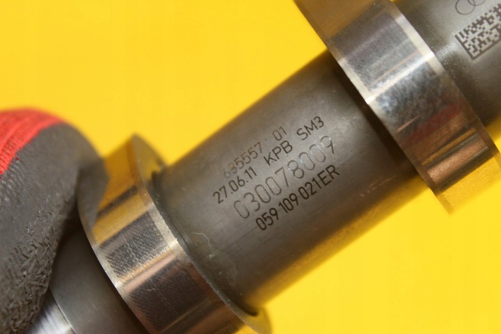 фото №9, Вал грм левый всасывающий a6 c7 a4 b8 3.0 tdi cdu